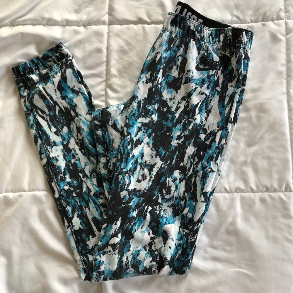 Nike leggings